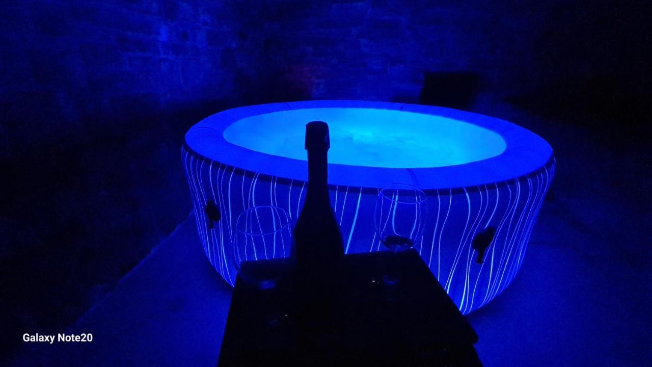 Hisa Kapis With Hot Tube Apartment Koper Luaran gambar