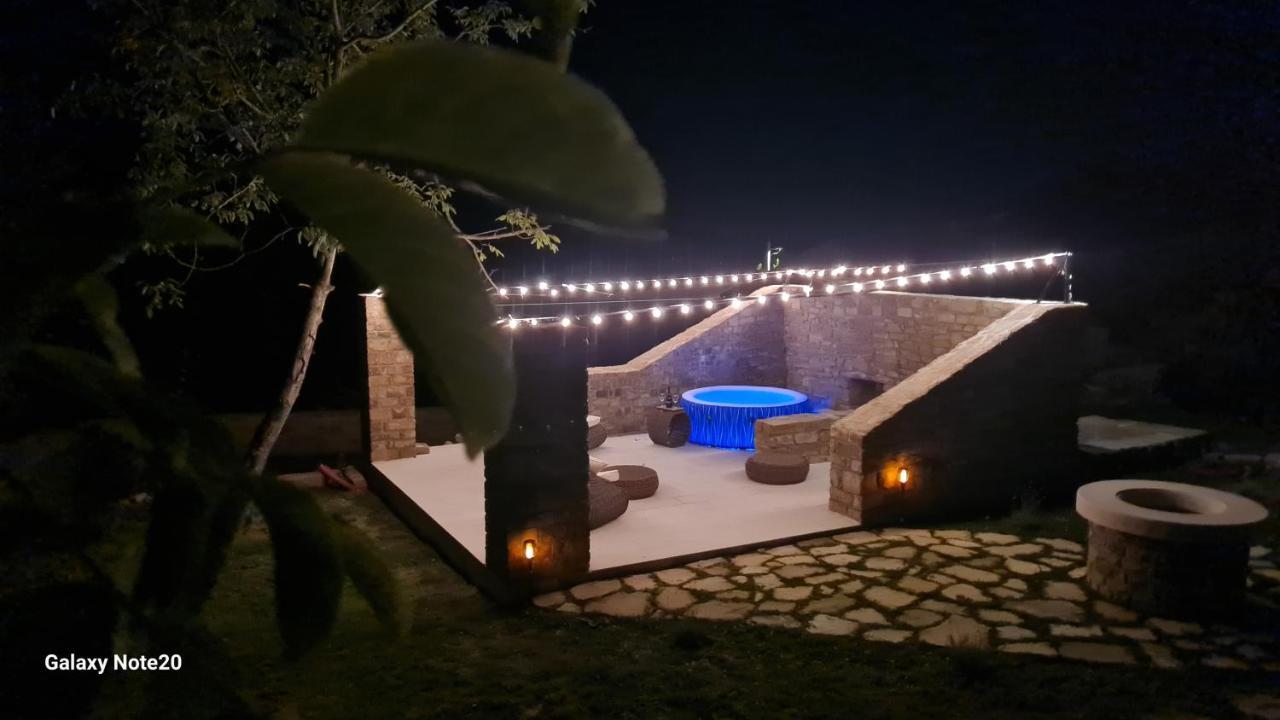 Hisa Kapis With Hot Tube Apartment Koper Luaran gambar