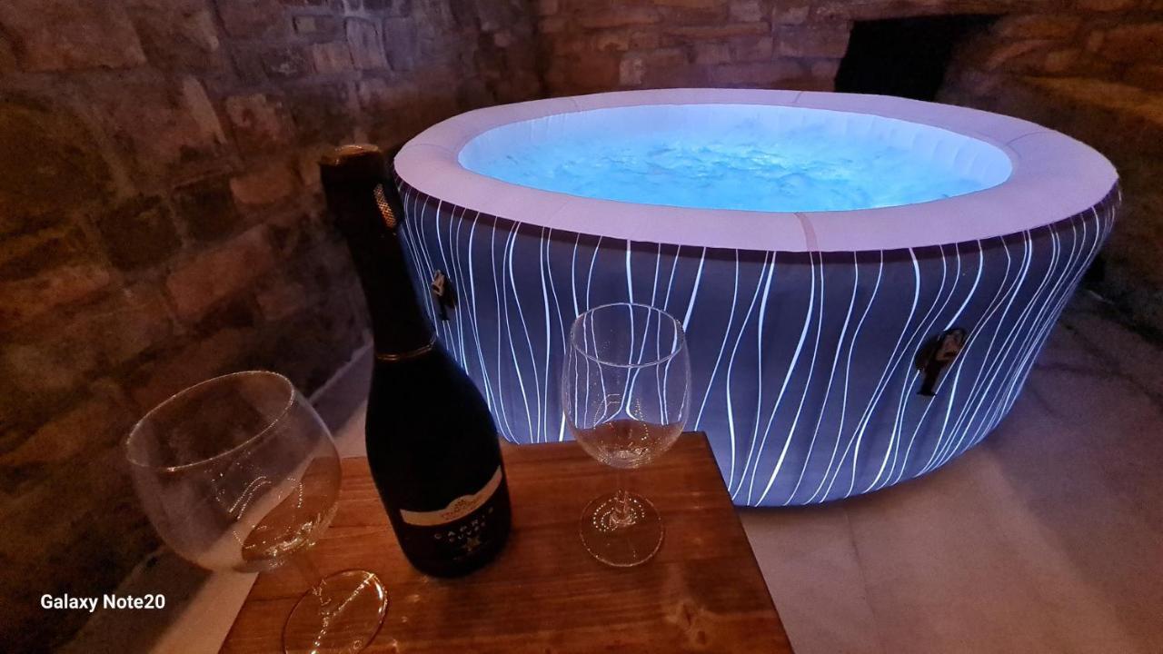 Hisa Kapis With Hot Tube Apartment Koper Luaran gambar